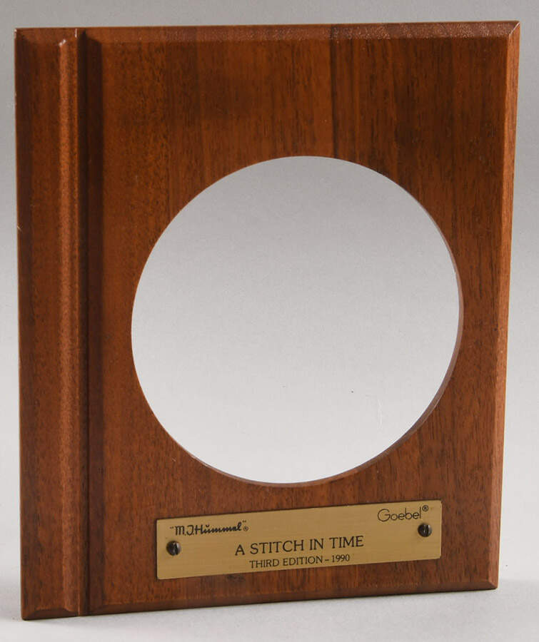 Little Homemakers Wood Frame-A Stitch In Time - Boxed by Goebel-1