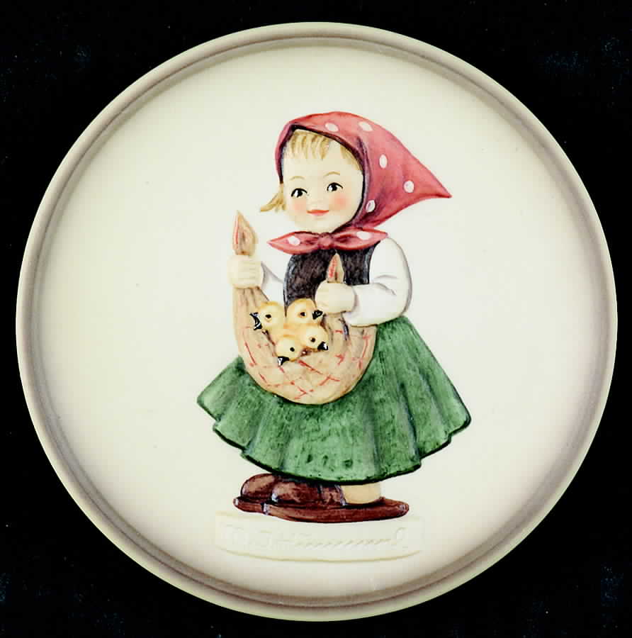 Little Homemakers Chicken Licken - No Box by Goebel-1