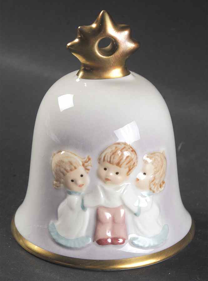 Annual Christmas Bell Three Carolers - No Box by Goebel-1
