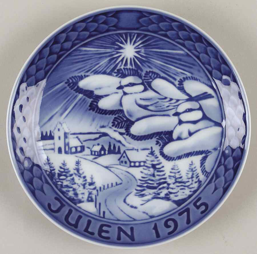 Grande Copenhagen Christmas Plate Alone Together - No Box by Grande Copenhagen-1