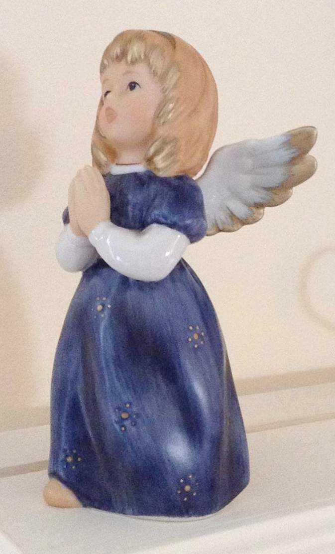 Christmas Figurines & Giftware Angel Praying-Blue - No Box by Goebel-1