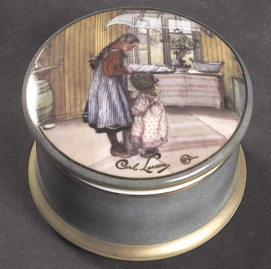 Artis Orbis-Larsson The Kitchen-Box - No Box by Goebel-1