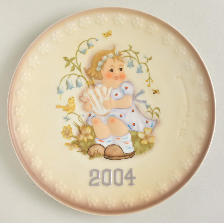 Hummel Annual Plate-Series 2 Garden Gift - No Box by Goebel-1