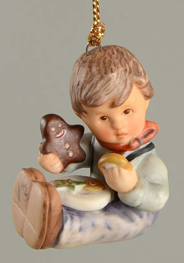 A Berta Hummel Christmas Christmas Treats - No Box by Goebel-1