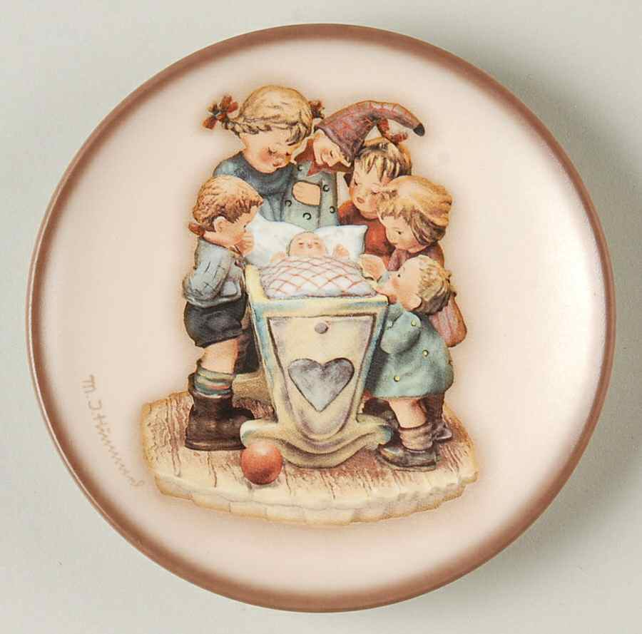 Hummel Century Collection Plates Rock-A-Bye - Boxed by Goebel-1