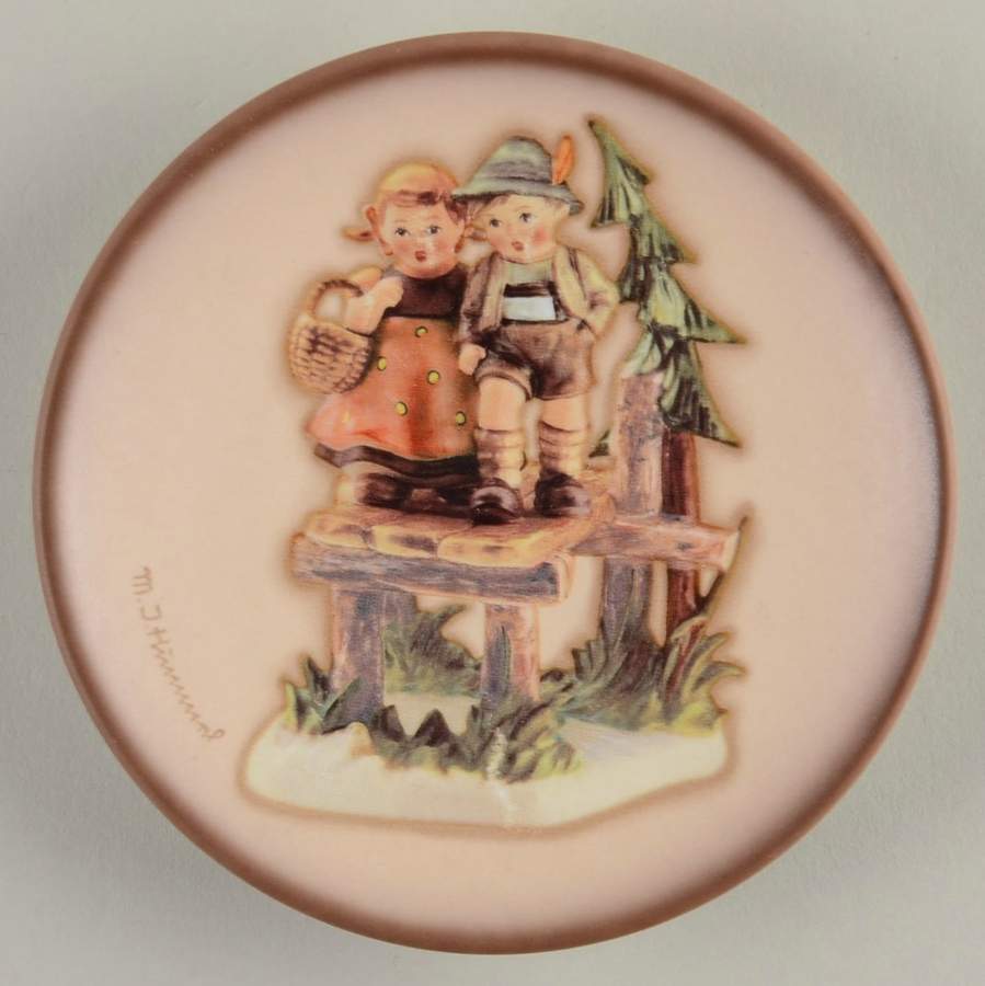 Hummel Century Collection Plates On Our Way - Boxed by Goebel-1
