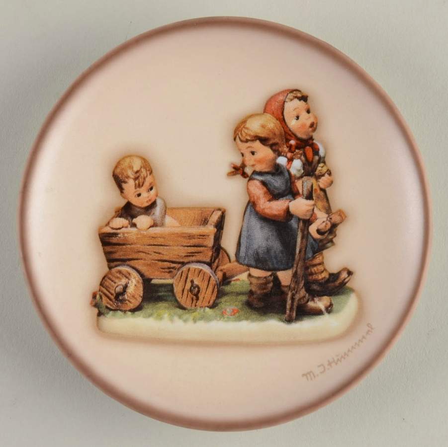 Hummel Century Collection Plates Pleasant Journey - No Box by Goebel-1