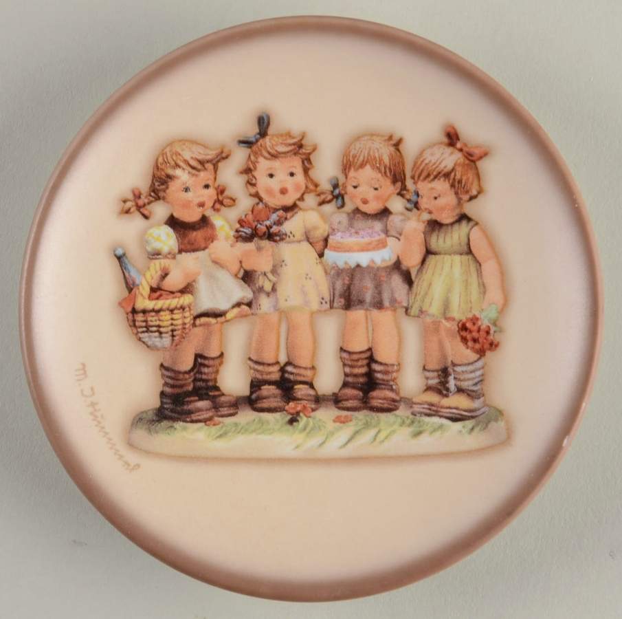 Hummel Century Collection Plates We Wish You The Best - Boxed by Goebel-1