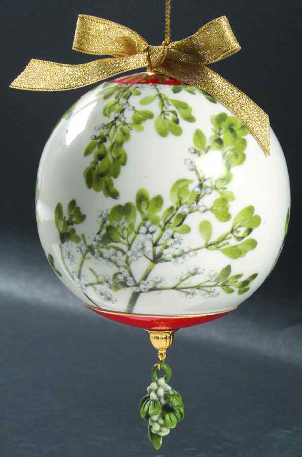 Smithsonian Collection Mistletoe Musical Ball-Red-Greensleeves - No Box by Goebel-1