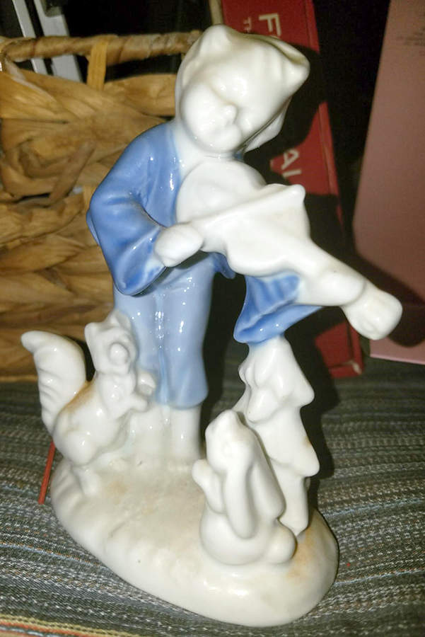 Gerold Porzellan Figurine Boy Playing Violin - No Box by Gerold Porzellan-1