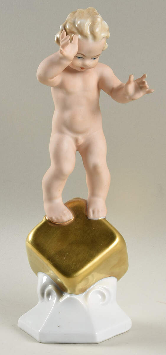 Gerold Porzellan Figurine Cherub On Gold Box - No Box by Gerold Porzellan-1