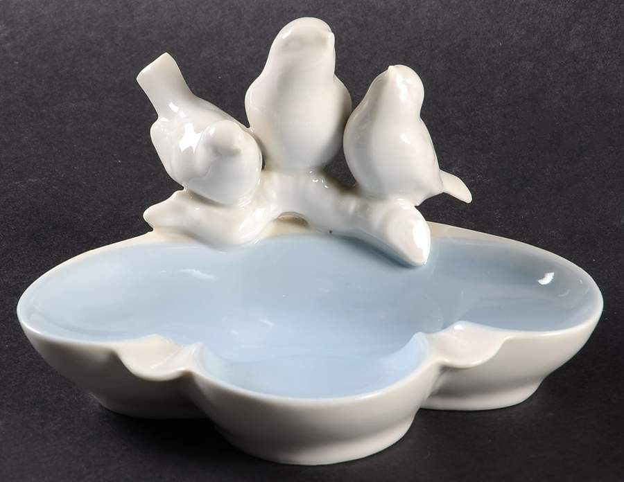 Gerold Porzellan Figurine Bird Ashtray - No Box by Gerold Porzellan-1