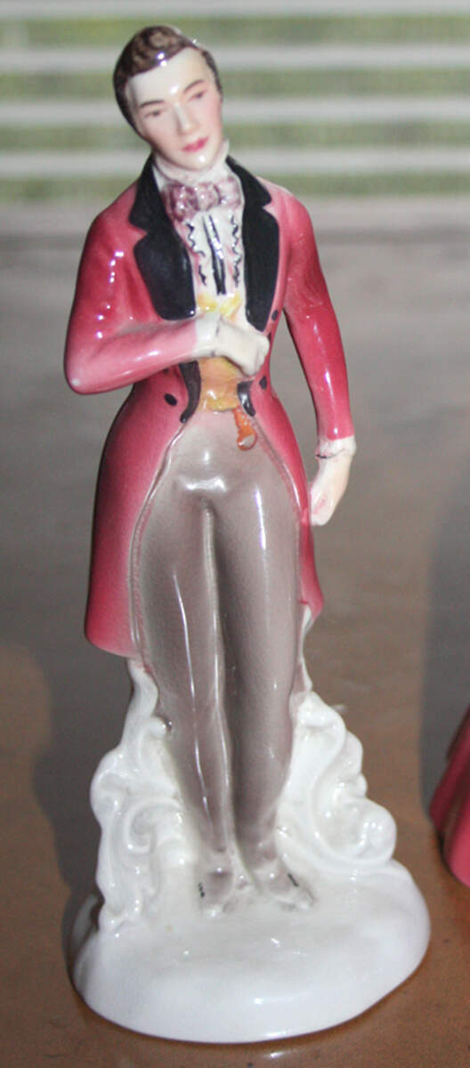 Peggy Porcher Figurines Gentleman Caller - No Box by Goldcrest Ceramics (USA)-1
