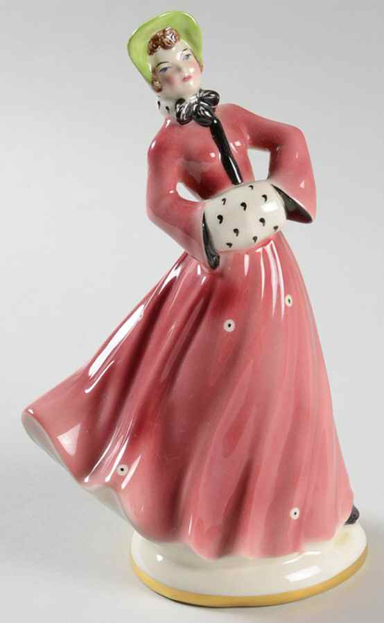 Dorier Figurines First Snow - No Box by Goldcrest Ceramics (USA)-1