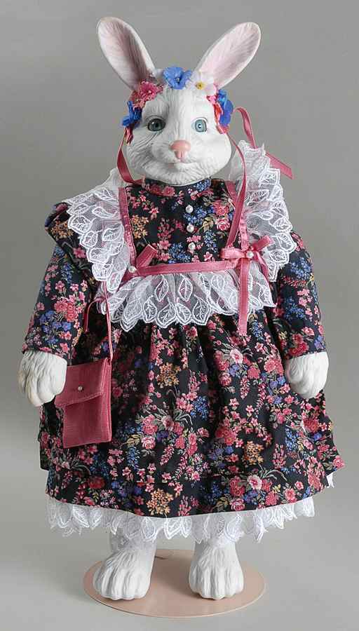 Carol Anne Dolls Clementine-Musical - No Box by Goebel-1