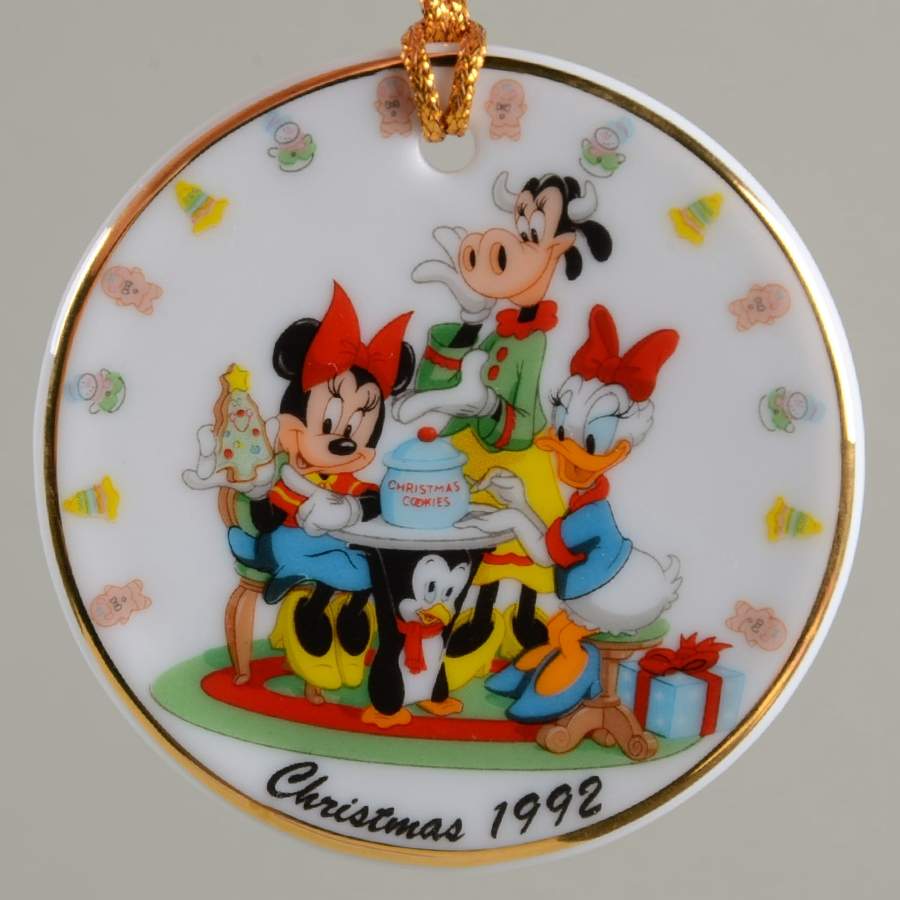 Disney Annual Ornaments-Flat Christmas Cookies - No Box by Grolier-1