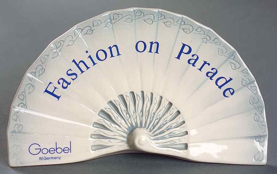 Advertising Signs Fashion On Parade - Advertising Signs by Goebel-1