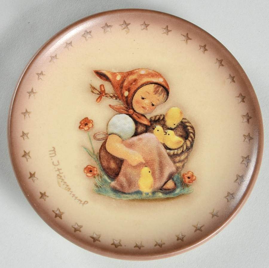 Miniature Annual Plate Chick Girl - Boxed by Goebel-1