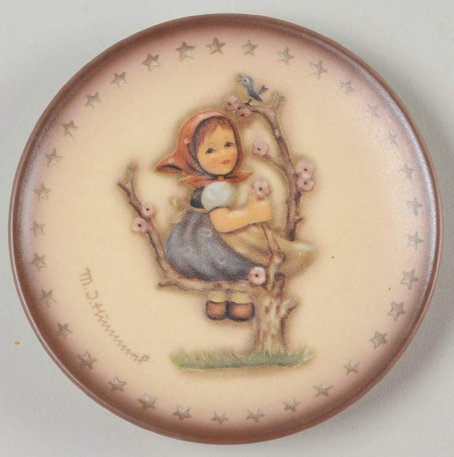 Miniature Annual Plate Apple Tree Girl - No Box by Goebel-1