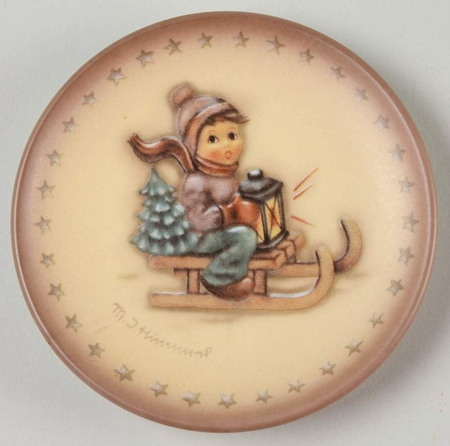 Miniature Annual Plate Ride Into Christmas - No Box by Goebel-1