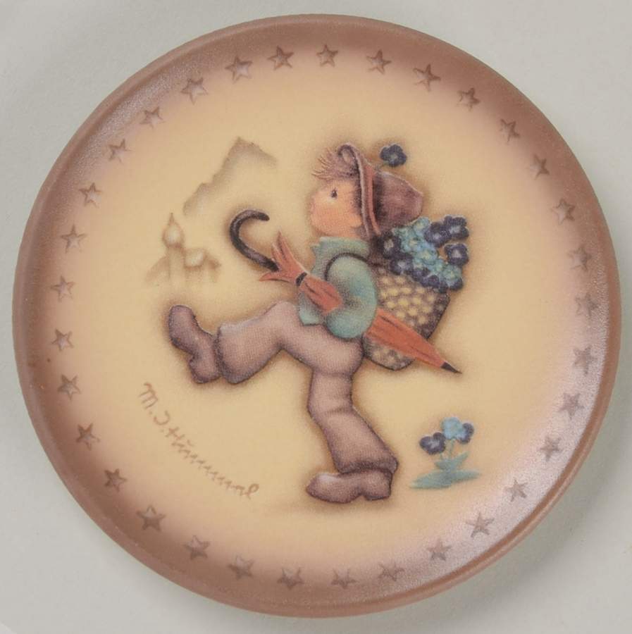 Miniature Annual Plate Globetrotter - No Box by Goebel-1
