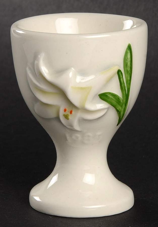 Annual Egg Cups 1985 - Lily - Boxed by Goebel-1