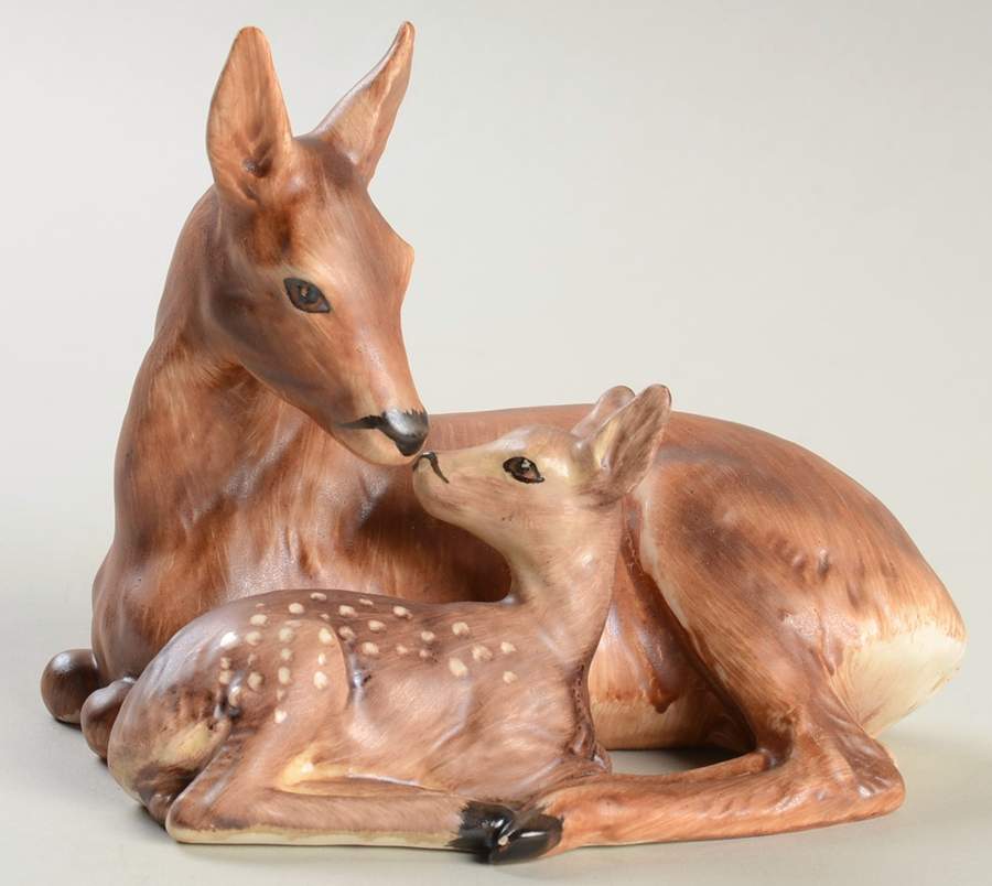 Mother's Day Figurines Deer And Fawn - No Box by Goebel-1