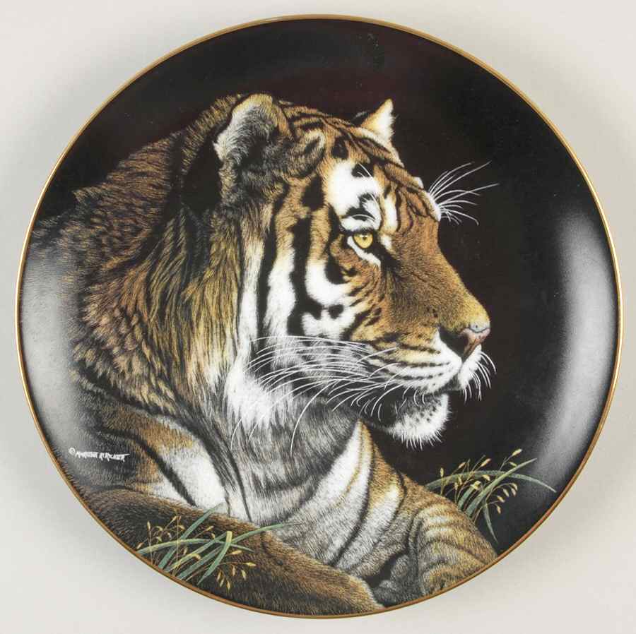 Natures Majestic Cats Siberian Tiger - With Box by Hamilton Collection-1