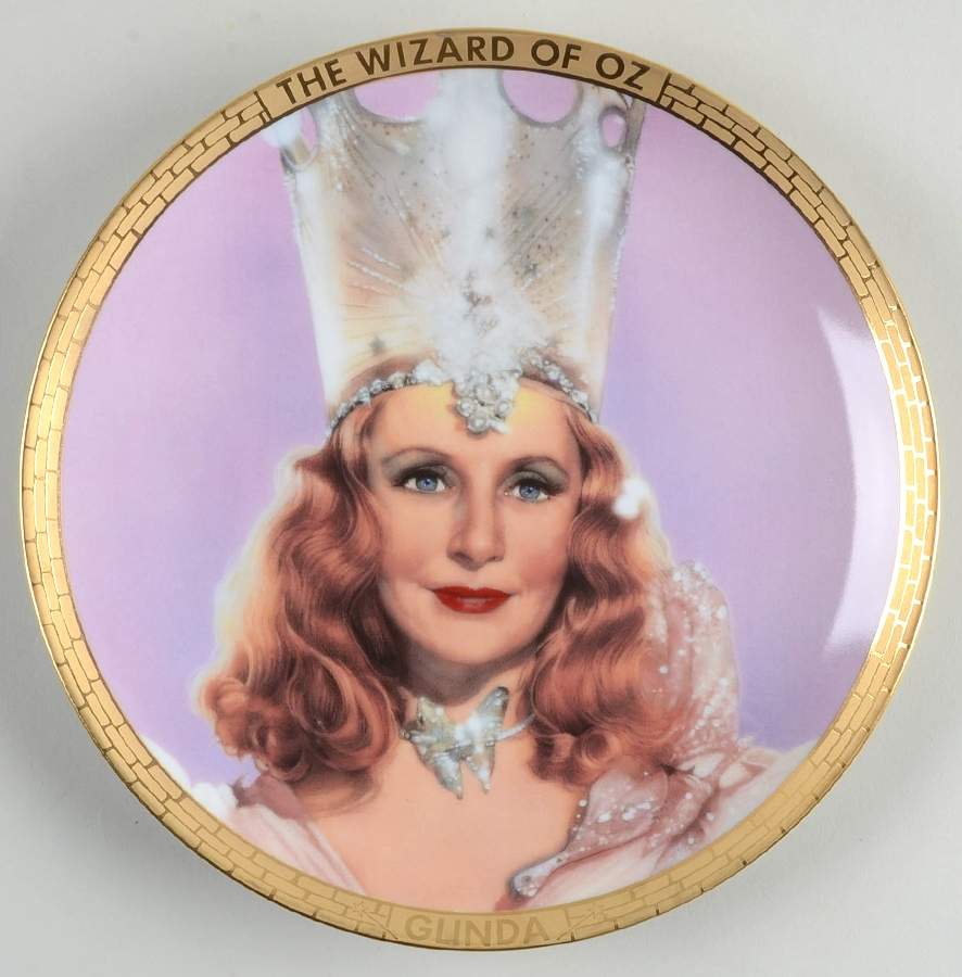 Portraits From Oz Glinda The Good Witch - No Box by Hamilton Collection-1