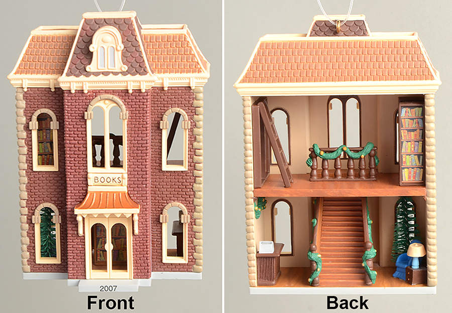 Nostalgic Houses & Shops 2007-Bookstore - Boxed by Hallmark Gold Crown-1