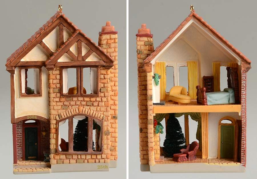 Nostalgic Houses & Shops 2008-Mayor's House-25th Anniversary - Boxed by Hallmark Gold Crown-1