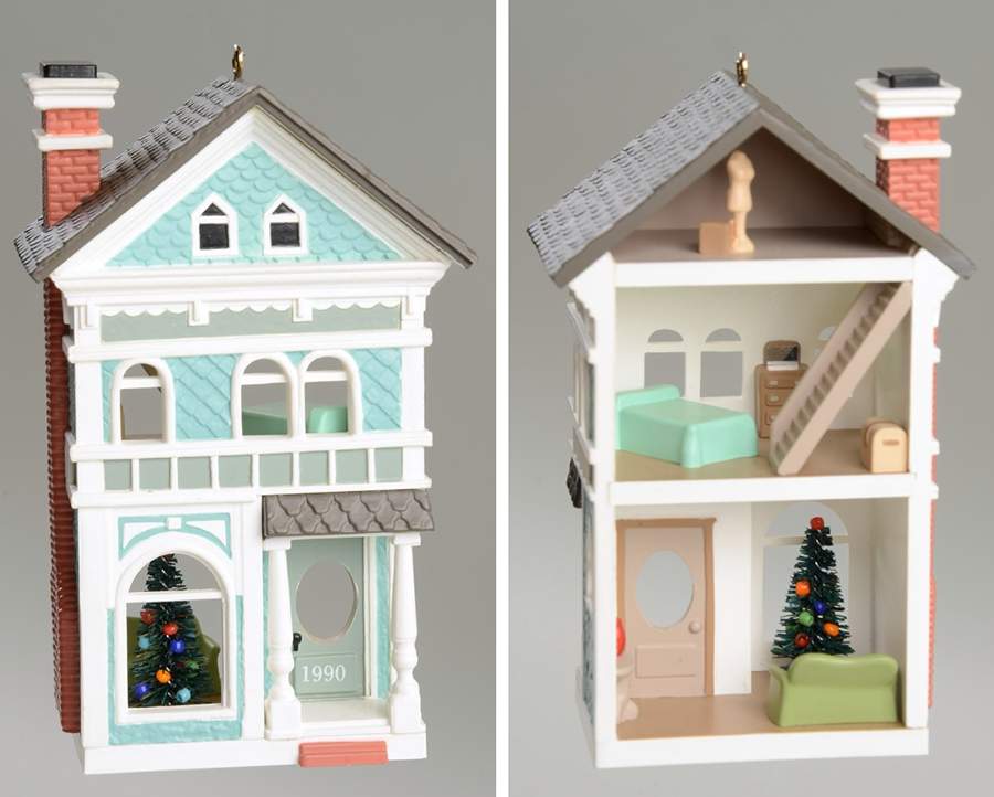 Nostalgic Houses & Shops 1990-Holiday Home - Boxed by Hallmark Gold Crown-1