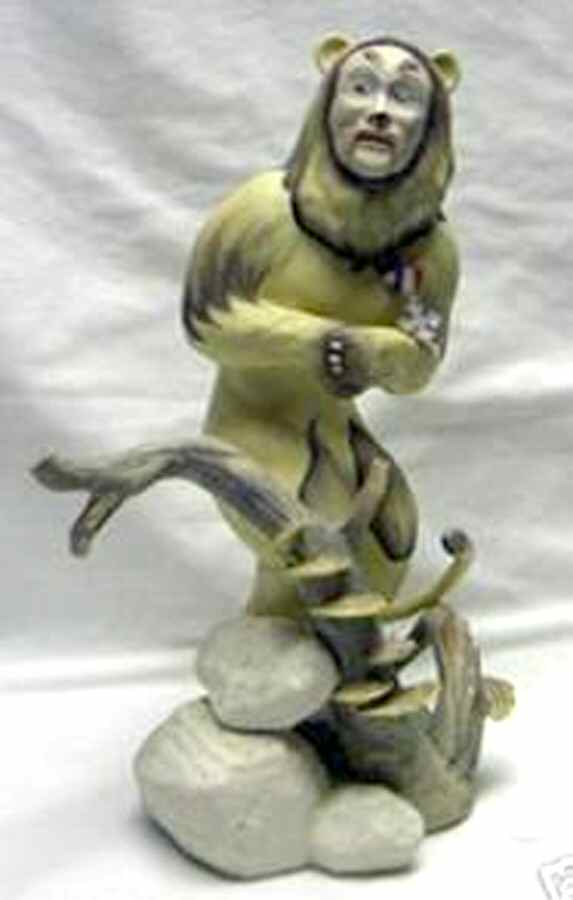 Wizard of Oz Cowardly Lion - No Box by House of Goebel-1