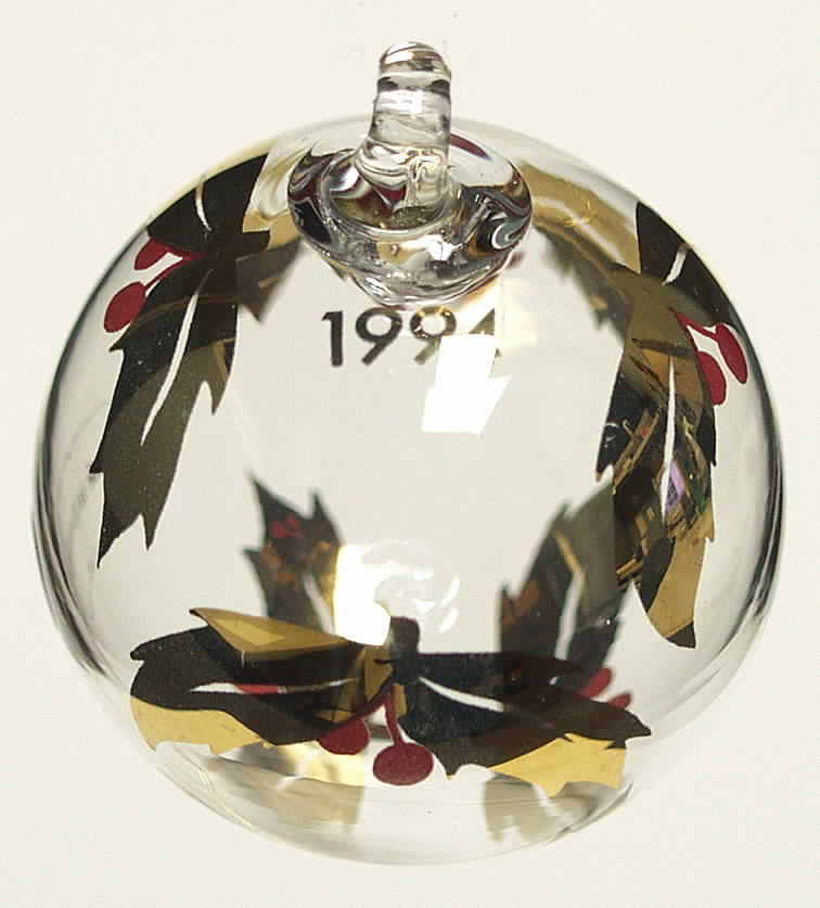 Annual Christmas Ball Holly - Boxed by Holmegaard-1