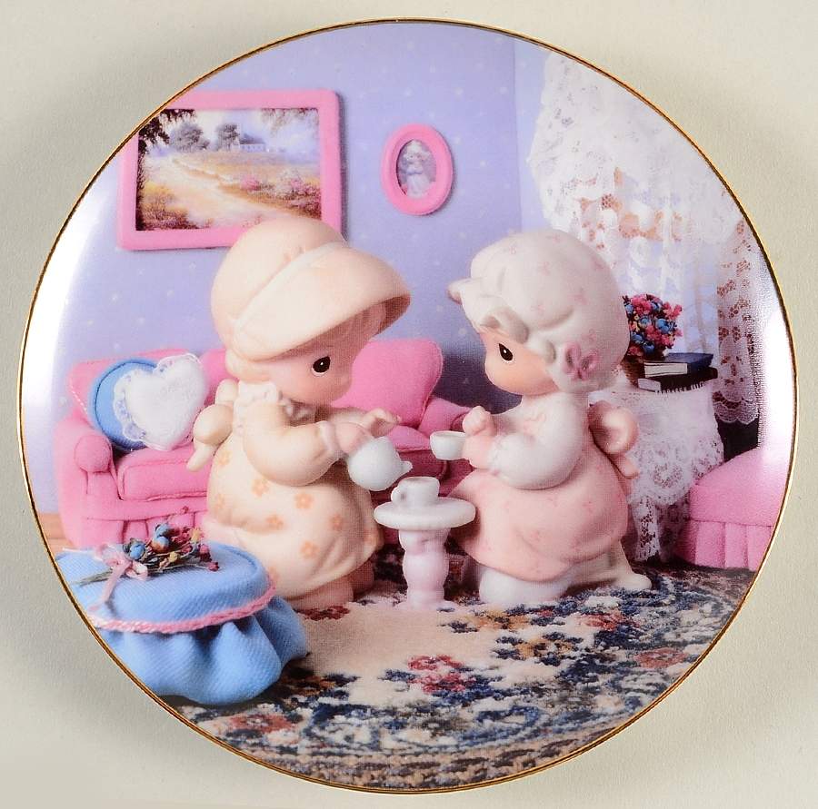 Precious Moment Classics Friendship Hits The Spot - No Box by Hamilton Collection-1