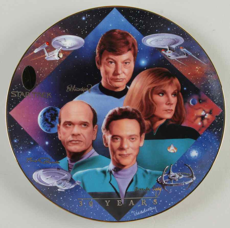 Star Trek-Thirty Years Starfleet Doctors - No Box by Hamilton Collection-1
