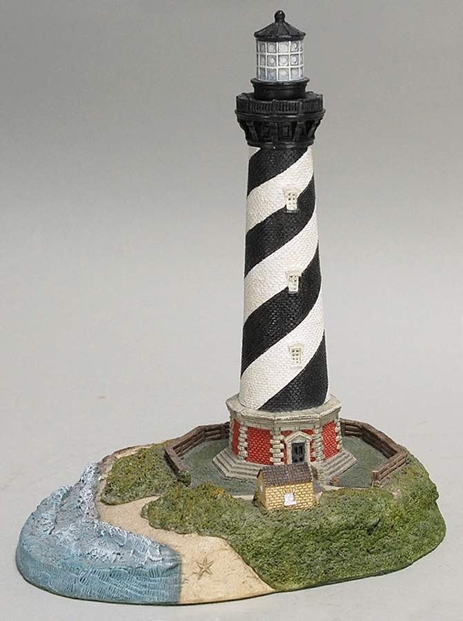Great Lighthouses of the World Cape Hatteras North Carolina - Boxed by Harbour Lights-1