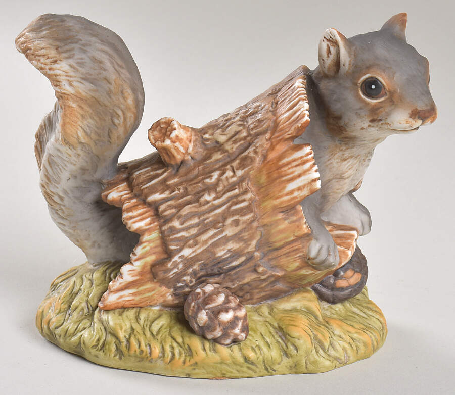 Homco Figurines Squirrel In Log - No Box by Homco-1