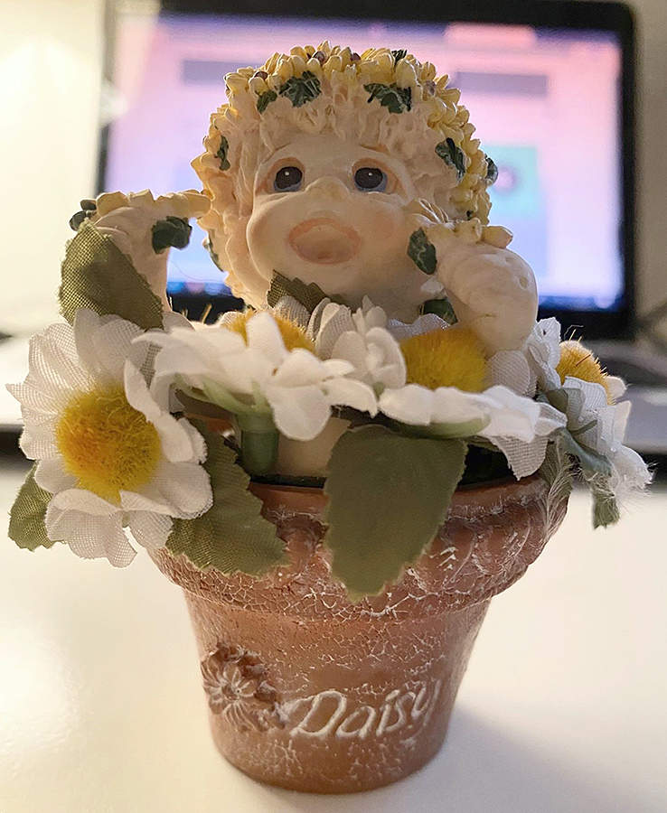 Dreamsicles-Cherub Dreamsicles Garden-Daisy - No Box by Cast Art-1