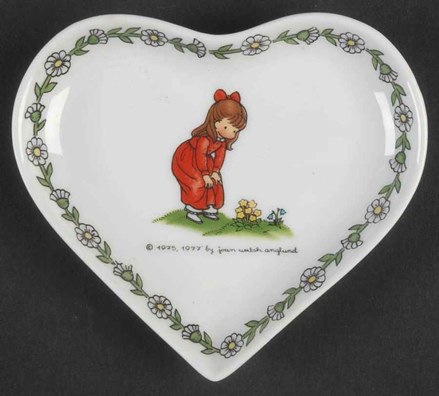 Heart Plaque Girl W/ Flowers - No Box by Joan Walsh Anglund-1