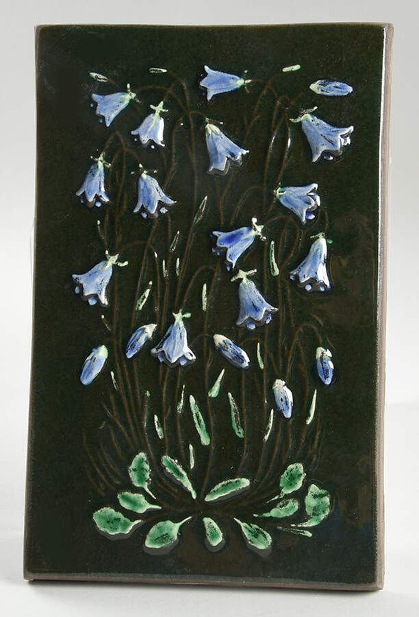 Floral Plaques Harebell-Blue - No Box by Jie Ceramics-1
