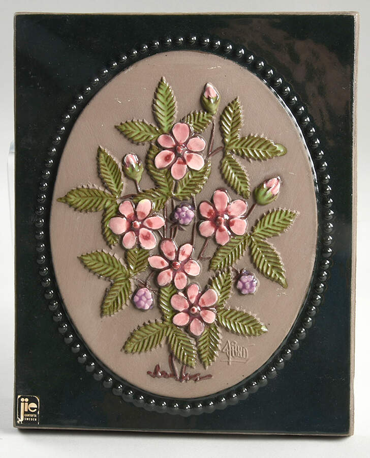 Floral Plaques Pink Flowers,Purple Berries - No Box by Jie Ceramics-1