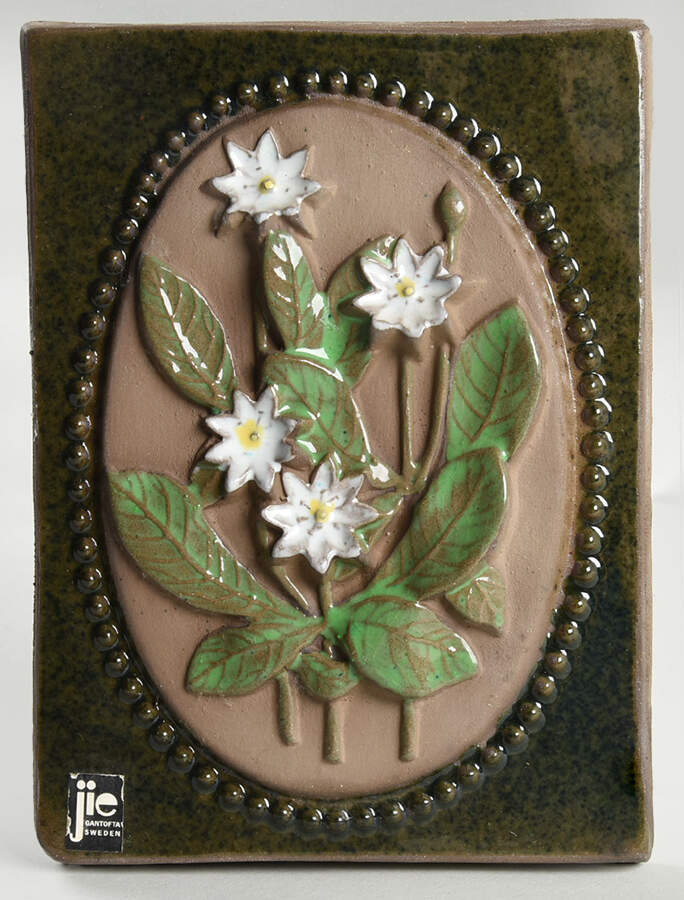 Floral Plaques Chickweed Wintergreen-White - No Box by Jie Ceramics-1