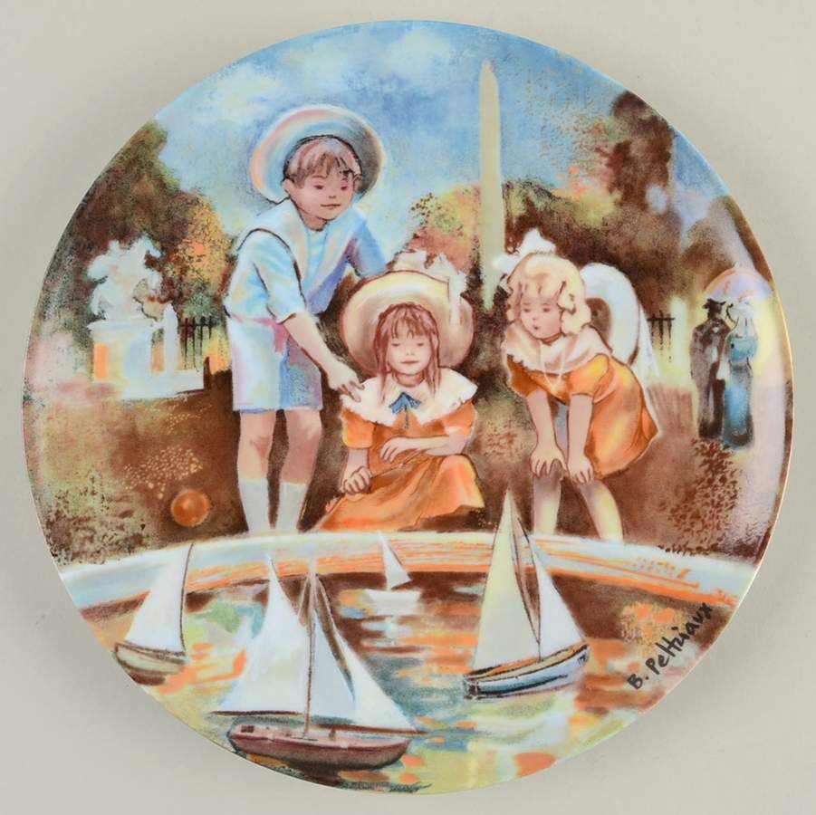 Children at the End of the Century Petits Voiliers Au Bassin Des Tuileries - No Box by Limoges-Turgot-1