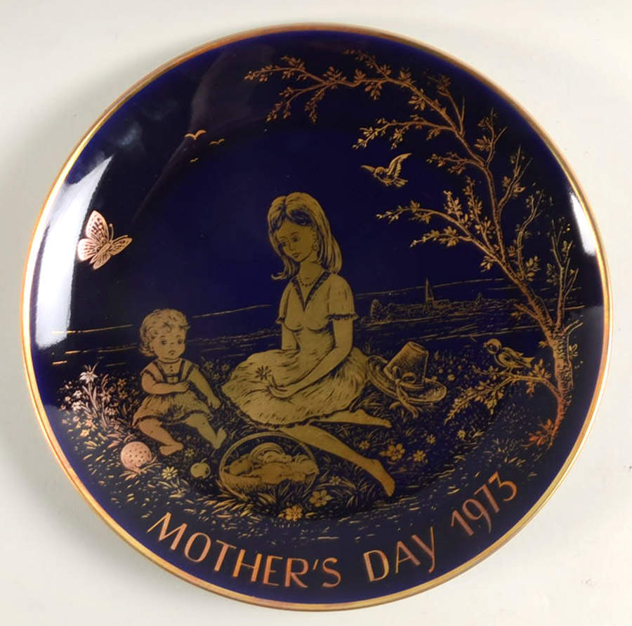 Mother's Day Mother And Child - No Box by Lihs Lindner-1