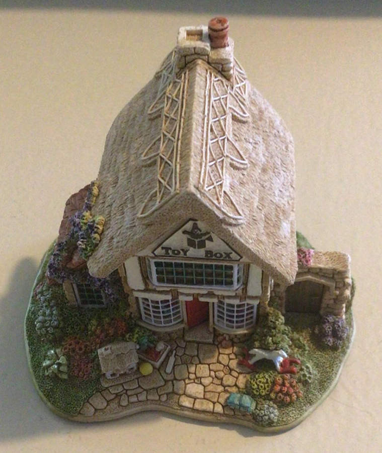 Lilliput Lane Collectors Club The Toy Box - Boxed by Lilliput Lane-1