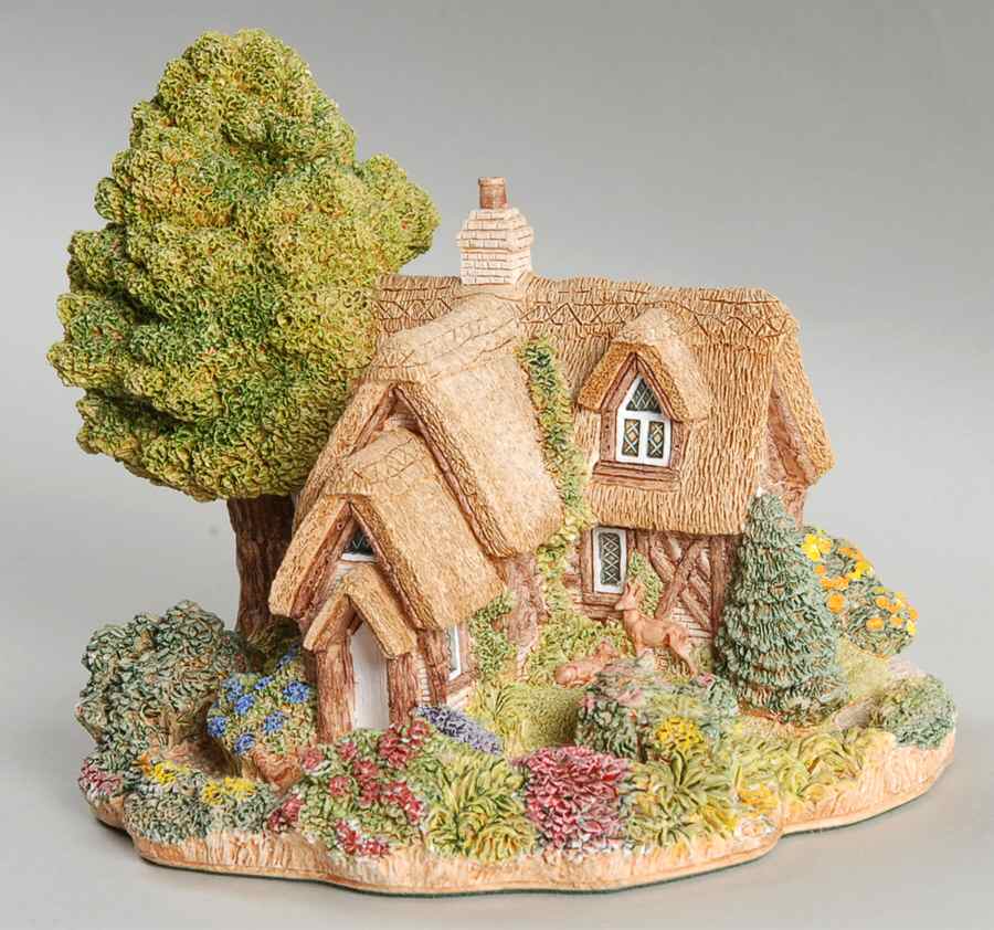 Lilliput Lane Collectors Club Woodman's Retreat - No Box by Lilliput Lane-1