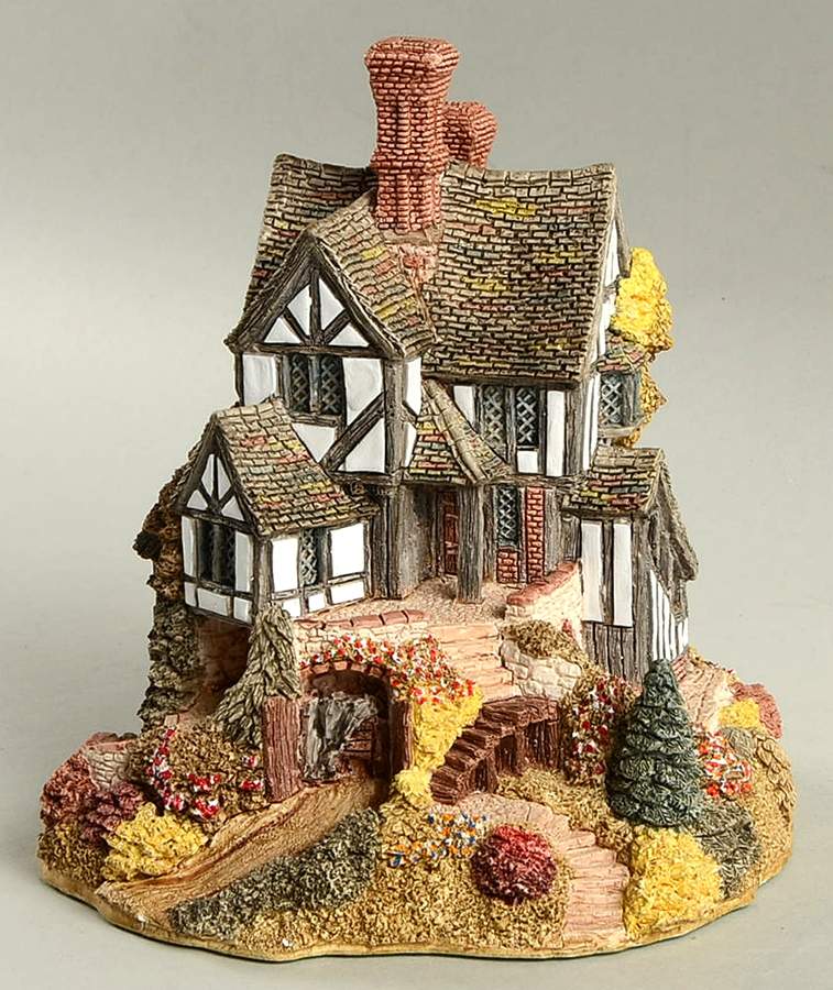 Lilliput Lane Collectors Club Wenlock Rise - Boxed by Lilliput Lane-1