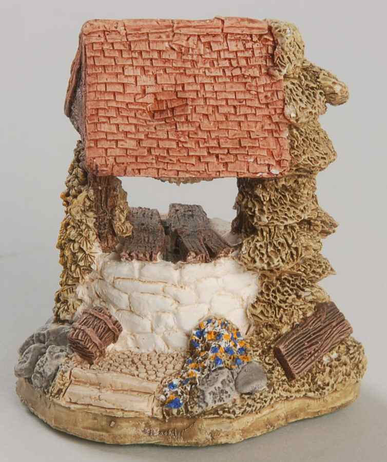 Lilliput Lane Collectors Club Wishing Well - No Box by Lilliput Lane-1