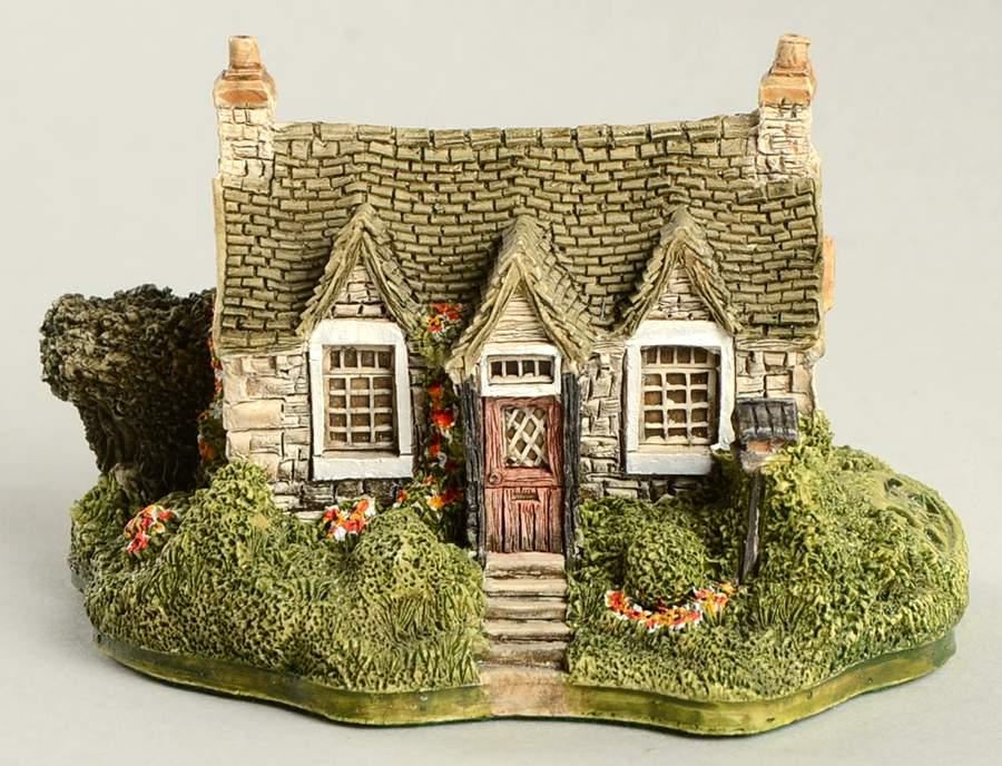 Scottish Collection Carrick House - Boxed by Lilliput Lane-1